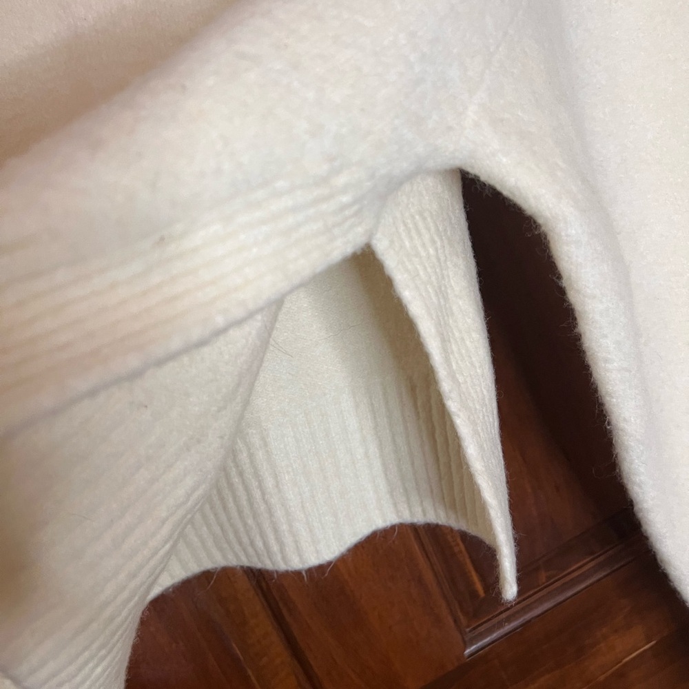 Zara Cream Turtleneck Sweater - Picture 12 of 13